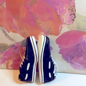 Fall Greek women’s Nathan sneaker Black/White 6